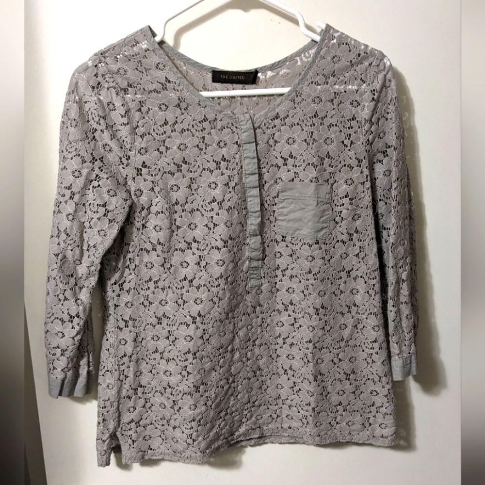 Express Lace 3/4 length sleeved top